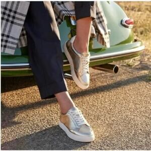 NWT Women's Birdies The Cardinal Metallic Leather Sneaker in Mica size 8.5